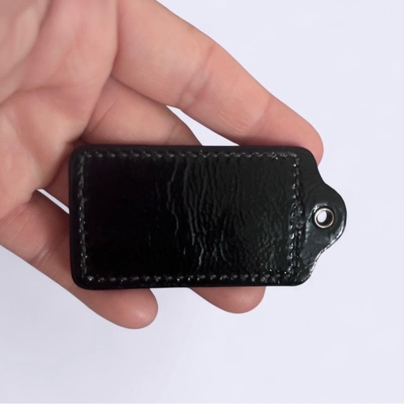 Coach bag tag - Picture 2 of 2